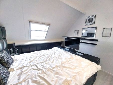 TE HUUR: Gemeubeld dakappartement met 2 slaapkamers te Heusden! - Photo 5