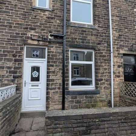 Mannville Grove, Keighley, BD22 - Photo 1