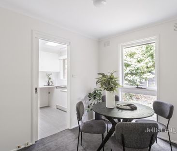 28 Kennealy Street, Surrey Hills - Photo 1