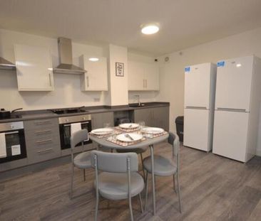 1 bedroom in a house share to rent - Photo 4