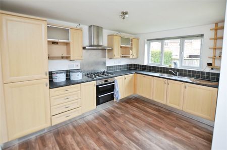 Sharp House Road, Leeds, West Yorkshire, LS10 - Photo 3