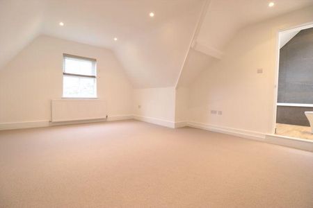 2 bedroom maisonette to rent - Photo 5