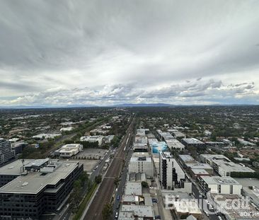 Spacious & Modern Living in The Heart of Box Hill! - Photo 2