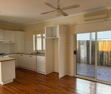 31 Lynch Road, Fawkner, Vic 3060 - Photo 4