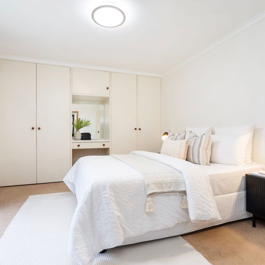 Sunny Sunwood! - Photo 1