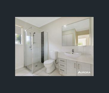 PERFECTLY POSITIONED MODERN UNIT! - Photo 6