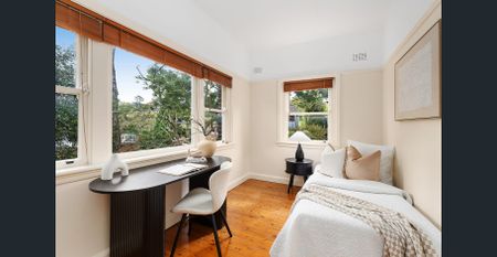 Sunny Harbourside Apartment! - Photo 2