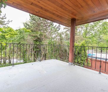 5750 Malvern Avenue, Burnaby (Main House) - Photo 4