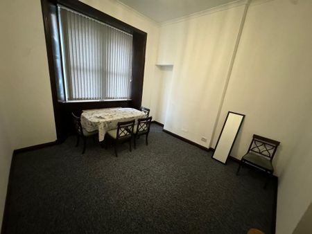 2 bedroom ground floor flat to rent - Photo 3