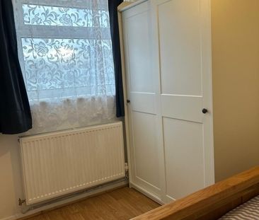 Room in a Shared House, Juniper Gardens, SW16 - Photo 3