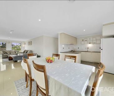 Three-bedroom family home - Photo 2