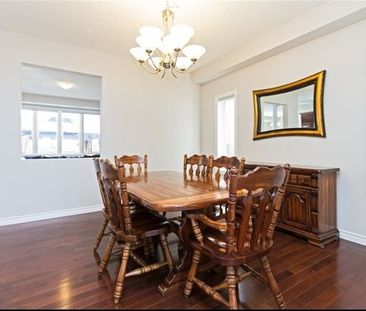 For Lease - 79 Davinci Boulevard, Hamilton, Ontario - Photo 1