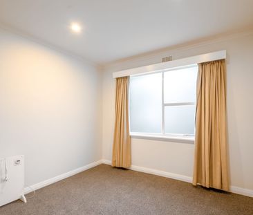 Comfortable Family Home - Photo 4