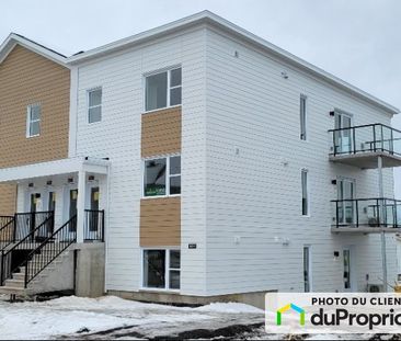 E-9620, boulevard du Centre-Hospitalier, Charny à louer - Photo 1