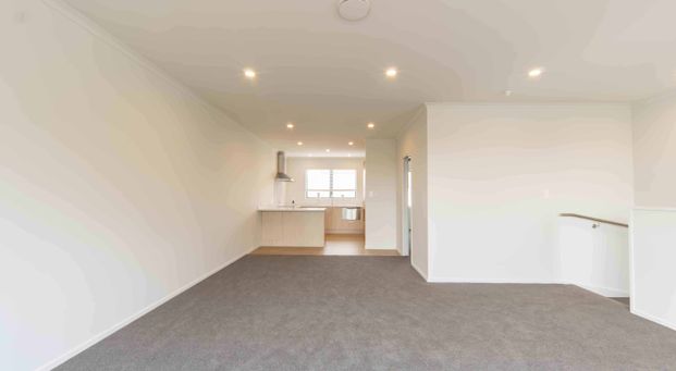 Brand New 3-Bedroom Townhouses in Central Location - Photo 1