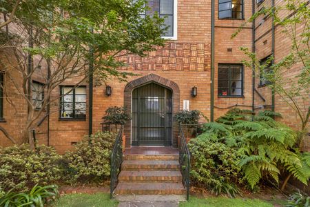 23/155 Powlett St, East Melbourne VIC 3002 - Apartment For Rent | Domain - Photo 5