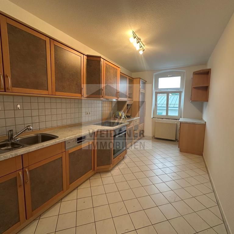 **Untermhaus Highlight: Hochwertiger Erstbezug mit Einbauküche, Balkon und Stellplatz** - Photo 1