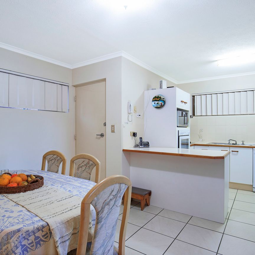 2/113 John Street, Redcliffe QLD 4020 - Apartment For Rent - $455 | Domain - Photo 1
