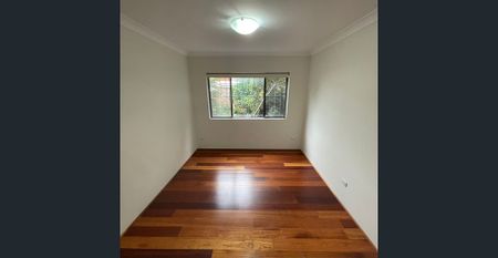 A-Fully Furnished-L2/24-26 Grosvenor st, Kensington, NSW 2033 - Photo 5