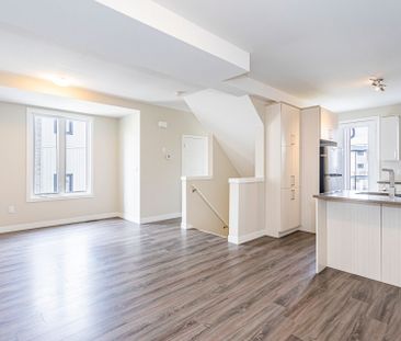 For Lease - 941 Manhattan Way, London North, Ontario - Photo 2