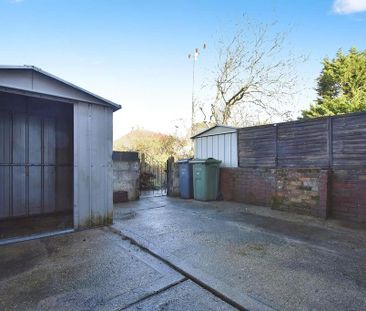 3 bedroom terraced house to rent - Photo 6