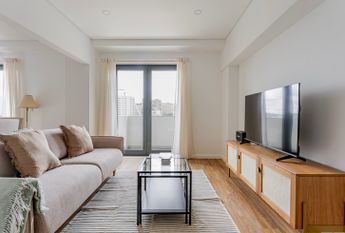 Avenida da República 84, Rua José Carlos dos Santos XII