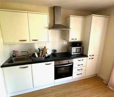 1 bedroom apartment to rent - Photo 3