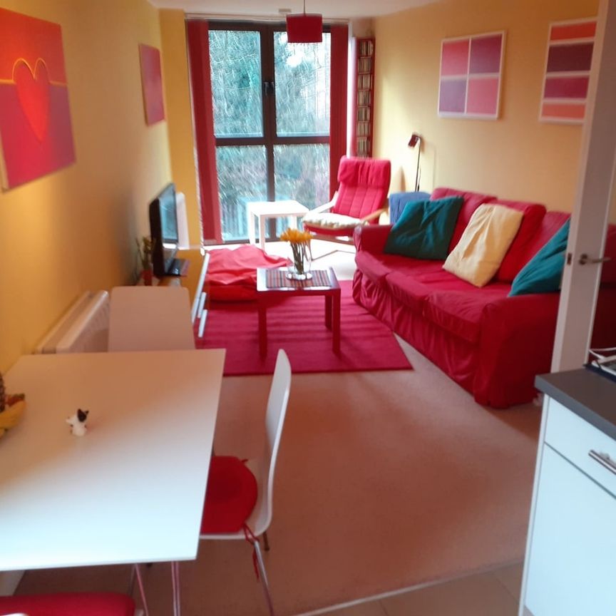 1 Bed Flat, Carter House, SW11 - Photo 1