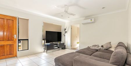 Family Home in Mount Louisa - Photo 2