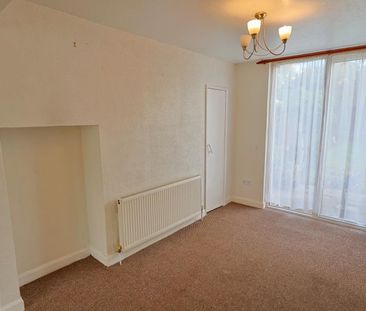 Herrick Road, Coventry - 3 Bedroom Semi, Poet's Corner - Photo 1