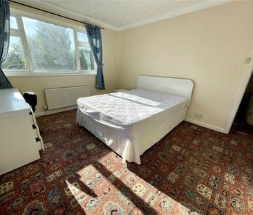 Canford Road, Bournemouth, BH11 - Photo 2