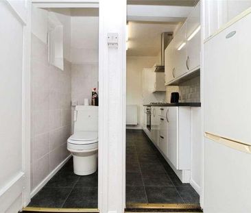 Malvern Road, Hornchurch, RM11 - Photo 5