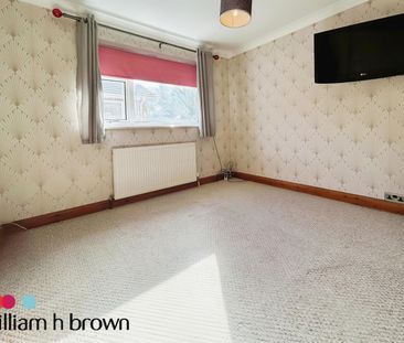 Booth Avenue, Colchester - Photo 4