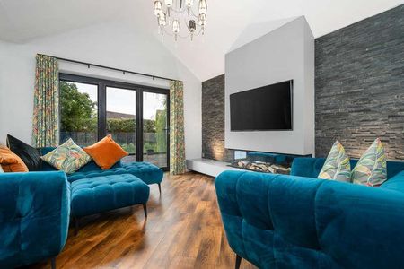 Bowfell Drive, High Lane, SK6 - Photo 3