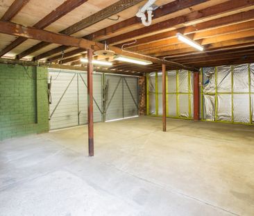 27 Glendale Street, Marsden QLD 4132 - House For Rent | Domain - Photo 1