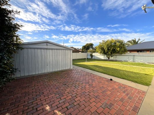 Beautiful 3 bedroom home - Photo 1