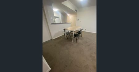 🏡 Fully Furnished-Modern Apartment for Rent in Wolli Creek | Fully Furnished | Prime Location - Photo 2