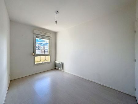 Appartement à louer - REIMS - Photo 3