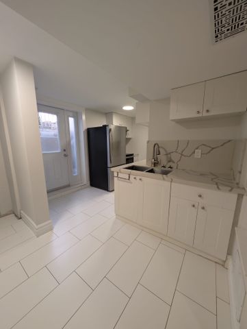 For Lease - 837 Glenrush Street Unit# Basement, Oshawa, Ontario - Photo 2