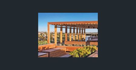 Stunning Furnished 2 Beds Apartment with City Views - Photo 3