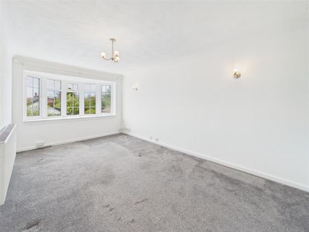 2 bedroom Maisonette to rent - Photo 3