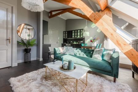 P.C. Hooftstraat | One Bed | Third Floor - Photo 4