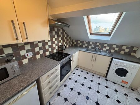1 bedroom flat to rent - Photo 4
