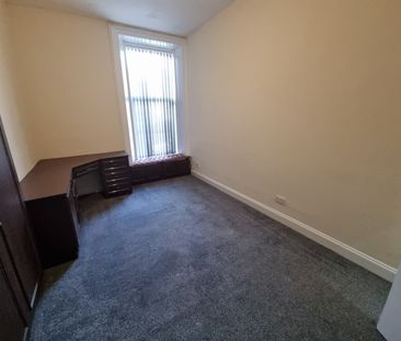 2 Bed Flat, Kenmure Street, G41 - Photo 4