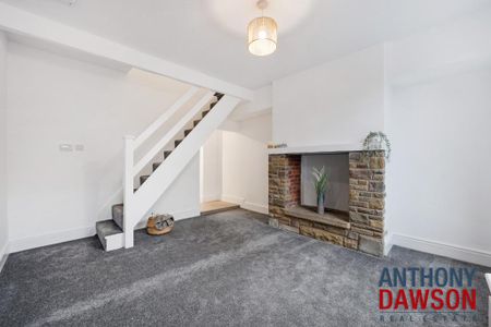 2 bedroom terraced house to rent - Photo 2