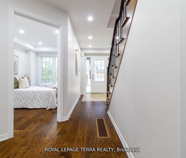 For Lease - 8 Graywardine Lane, Ajax, Ontario - Photo 3