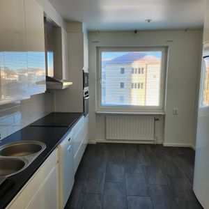 Albreksvägen 77 - Photo 2