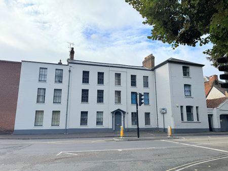 Harriet Foster House, Taunton Town Centre - Photo 4