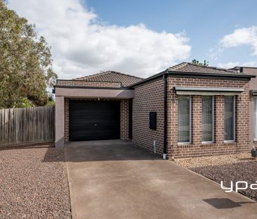 2/219 Gap Road, Sunbury, Vic 3429 - Photo 5