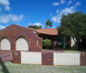 Updated Unit - Walk to University - Photo 4